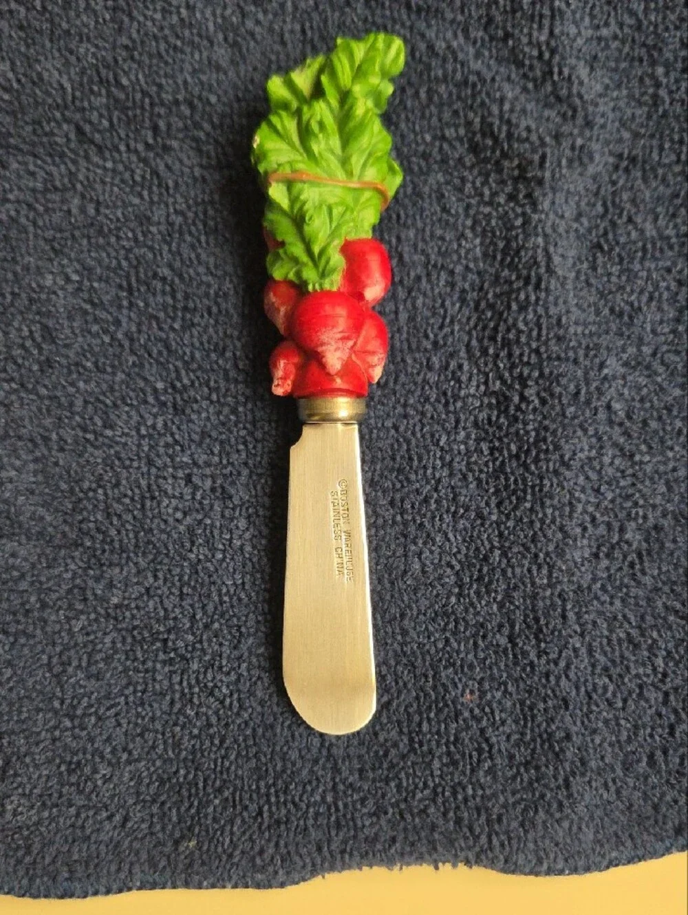 CHEESE SPREADERS Hand-Painted Vegetable Handle Spreaders - Assorted Colors